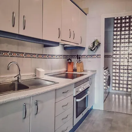 Penthouse 3-bedroom Duplex /rooftop Terrace & Golf