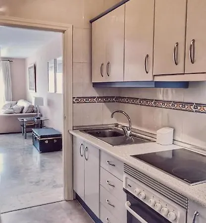 Penthouse 3-bedroom Duplex /rooftop Terrace & Golf